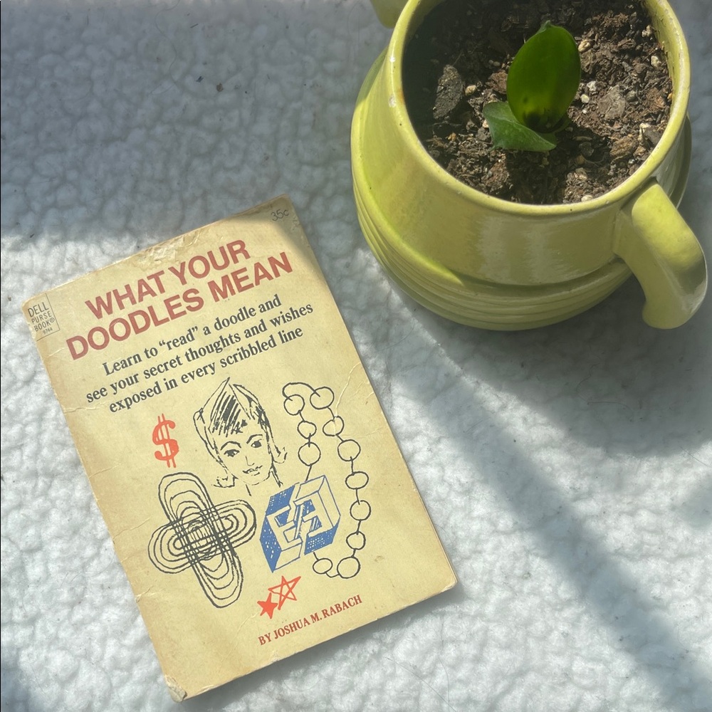 1972 Vintage What Your Doodles Mean Book